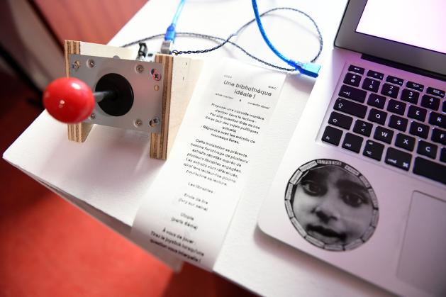 Whole Web Catalog - © Beryl Libault