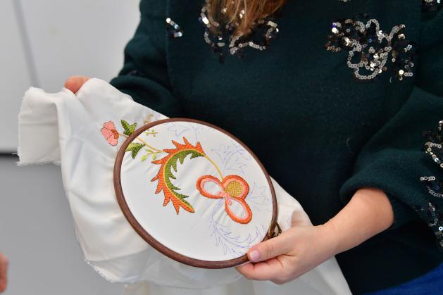 Techniques de broderie armenienne © Beryl Libault